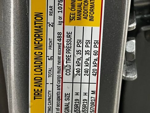New 2026 Chevrolet Equinox RS w/ Convenience Package III FWD image 30