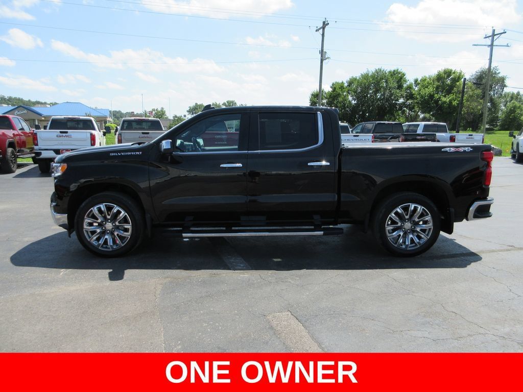 Certified 2023 Chevrolet Silverado 1500 LTZ w/ LTZ Premium Package AWD/4WD image 11