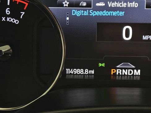 Used 2021 Ford Expedition XLT RWD image 12