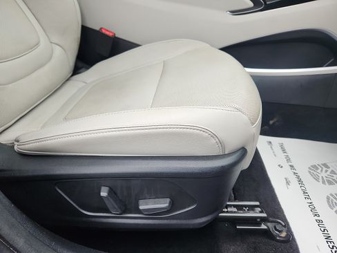 Certified 2024 Hyundai Tucson Limited AWD/4WD image 34