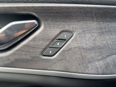 New 2025 Jeep Grand Cherokee L Limited w/ Luxury Tech Group II RWD image 13