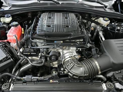 Used 2021 Chevrolet Camaro ZL1 RWD image 39