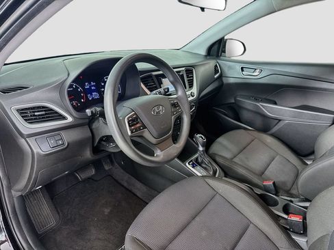 Used 2022 Hyundai Accent SE FWD image 10