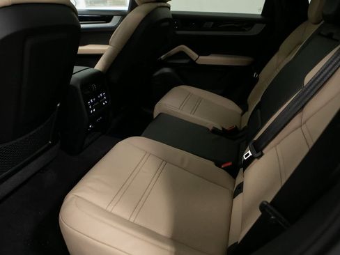New 2026 Porsche Cayenne E-Hybrid image 29