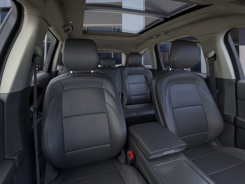 New 2026 Lincoln Nautilus Premier w/ Equipment Group 102A image 32