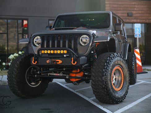 Used 2021 Jeep Wrangler Unlimited Rubicon w/ Xtreme Recon 35" Tire Package AWD/4WD image 2