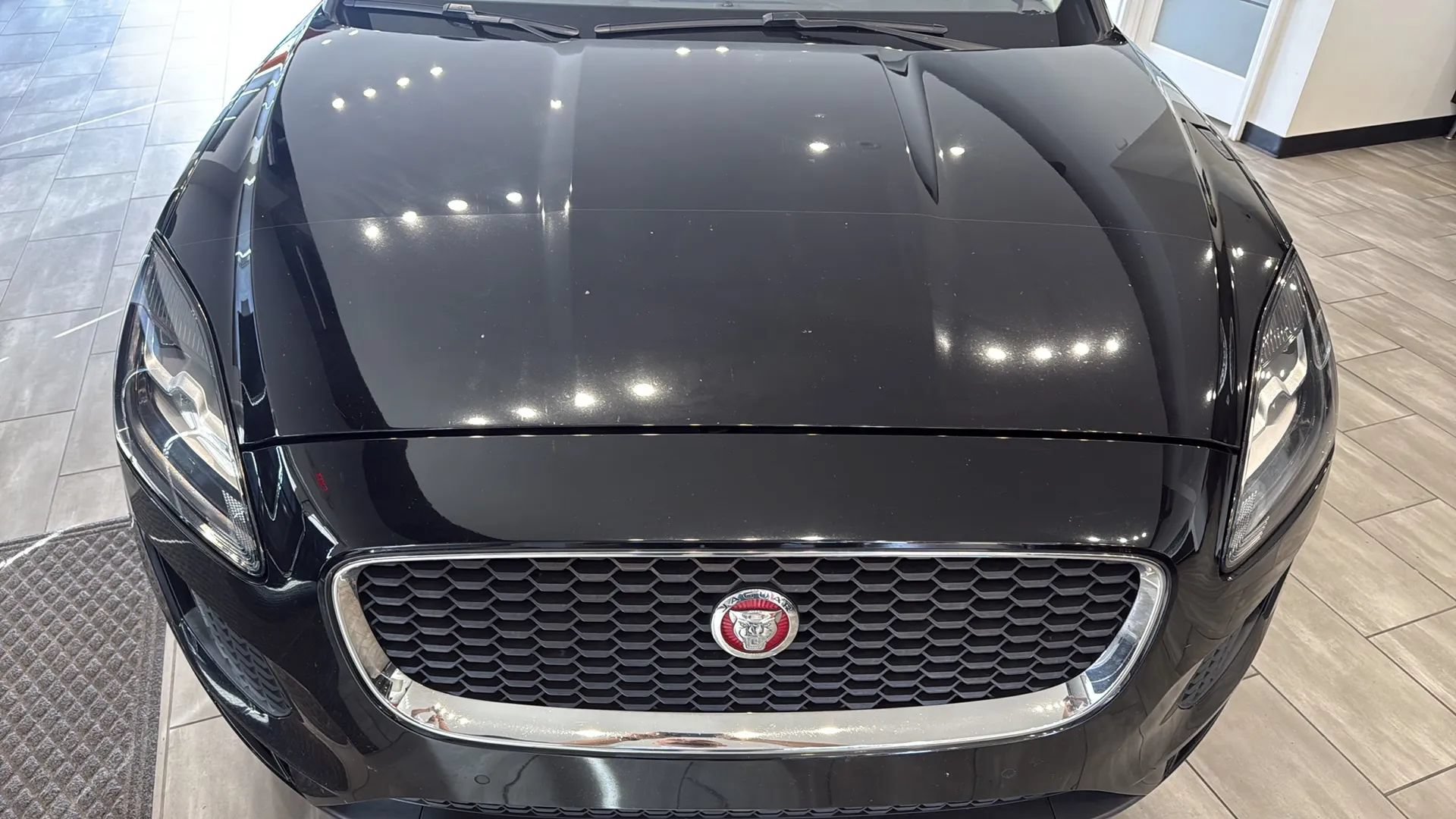 Used 2020 Jaguar E-PACE AWD/4WD image 11