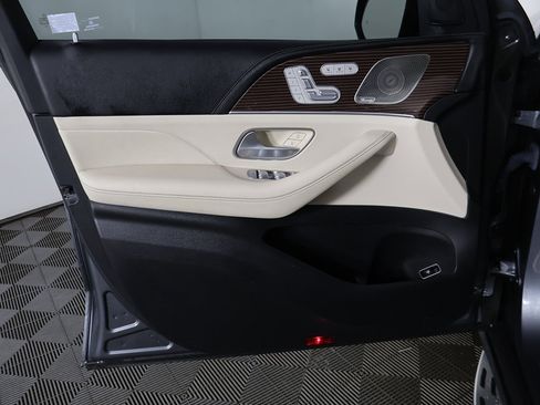 Used 2023 Mercedes-Benz GLE 450 4MATIC w/ AMG Line Exterior image 27