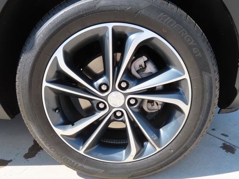 Used 2023 Buick Encore GX Select image 11