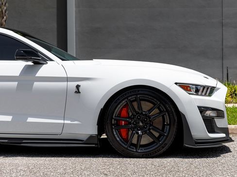Used 2022 Ford Mustang Shelby GT500 w/ Technology Package RWD image 14