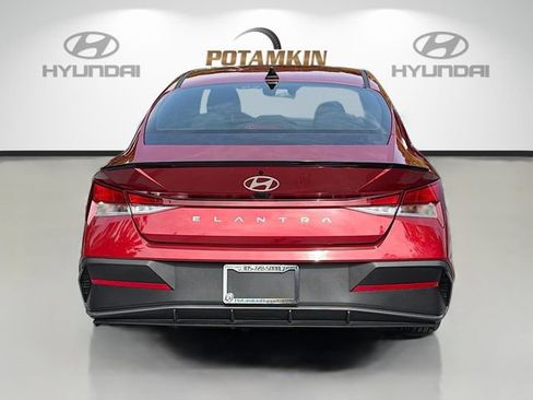 Certified 2026 Hyundai Elantra Sport FWD image 6
