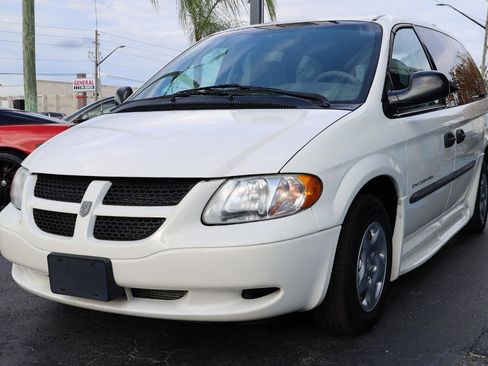 Used 2003 Dodge Grand Caravan SE FWD image 2