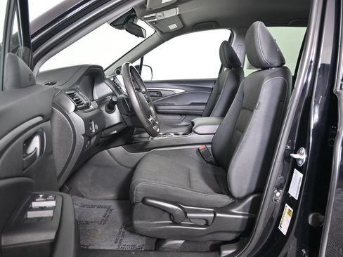 Used 2025 Honda Ridgeline Sport image 20