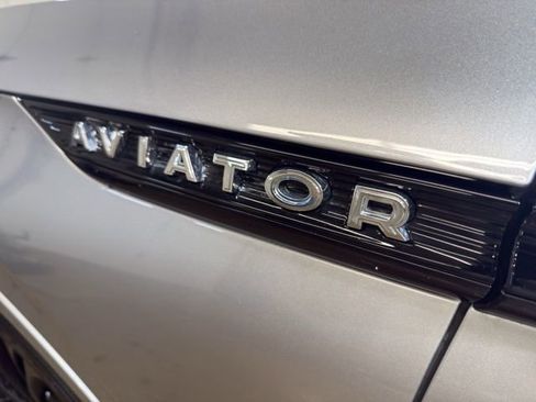 Used 2024 Lincoln Aviator Reserve w/ Jet Package AWD/4WD image 28