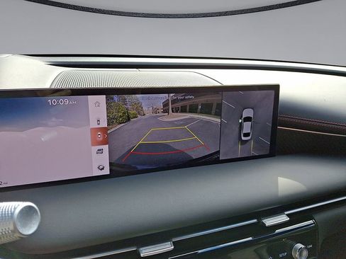 Used 2025 Genesis G80 3.5T Sport Prestige image 15