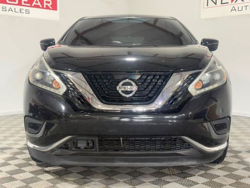 Used 2018 Nissan Murano S w/ Cargo Package FWD image 2