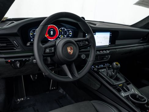 Certified 2026 Porsche 911 GT3 RWD image 18