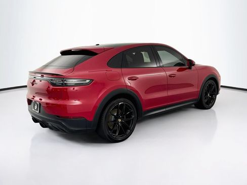 Used 2022 Porsche Cayenne GTS AWD/4WD image 5