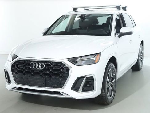 Used 2024 Audi Q5 2.0T Premium Plus image 3