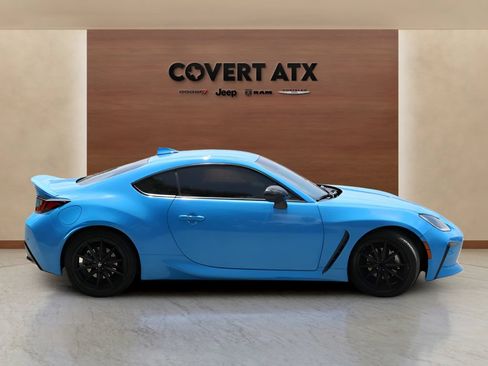 Used 2022 Toyota GR86 Premium w/ ALL Weather Mat Package (TMS) RWD image 6