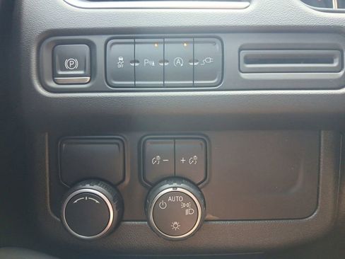 Used 2021 Chevrolet Tahoe LT RWD image 20