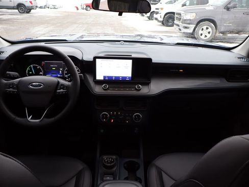 Used 2023 Ford Maverick Lariat w/ Lariat Luxury Package image 42