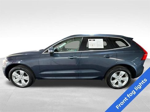 Used 2022 Volvo XC60 B5 Momentum image 8