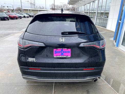 Used 2024 Honda HR-V Sport image 3
