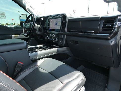 Used 2023 Ford F250 Lariat w/ Lariat Ultimate Package AWD/4WD image 15