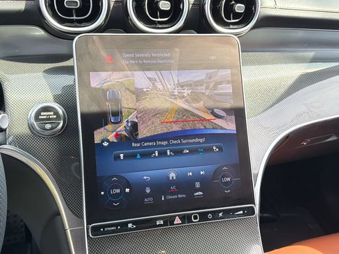 Used 2023 Mercedes-Benz GLC 300 4MATIC w/ Pinnacle Trim Package image 25