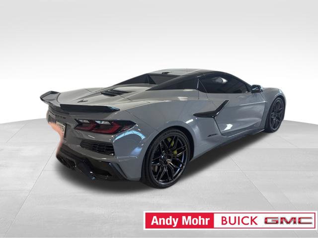 Used 2024 Chevrolet Corvette Z06 w/ Stealth Interior Trim Package RWD image 5