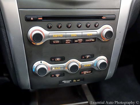 Used 2011 Nissan Murano SV AWD/4WD image 24