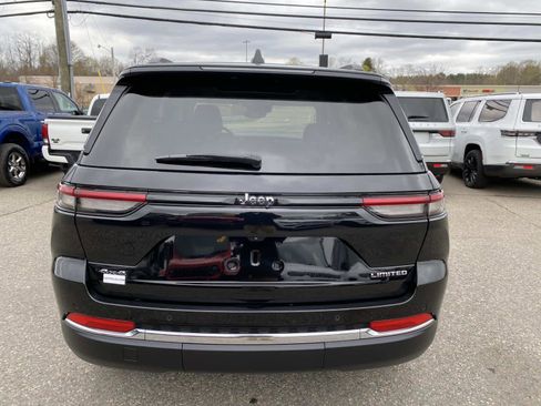 Used 2023 Jeep Grand Cherokee Limited image 4