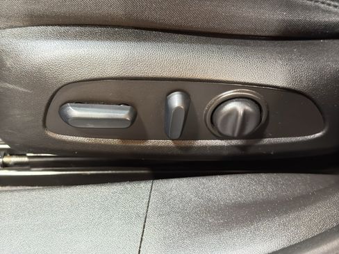 Used 2022 Chevrolet Malibu LT image 14