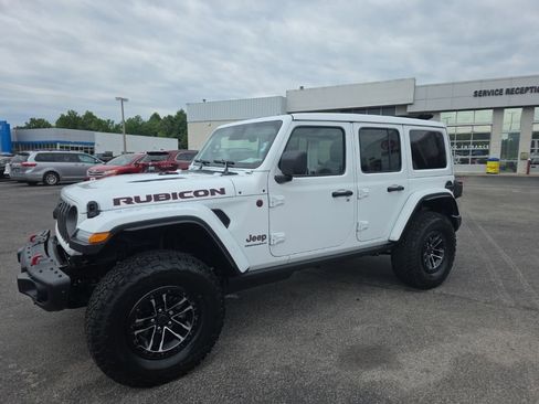 Used 2026 Jeep Wrangler Unlimited Rubicon AWD/4WD image 7