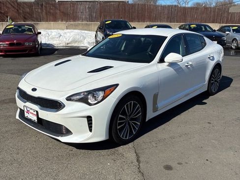 Used 2019 Kia Stinger image 4