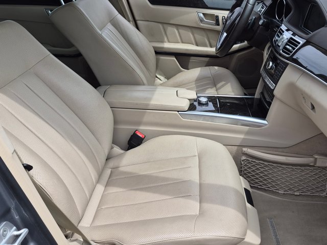 Used 2015 Mercedes-Benz E 400 Sedan image 20