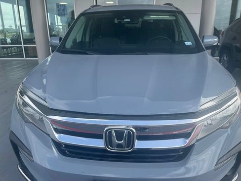Used 2022 Honda Pilot Touring image 2