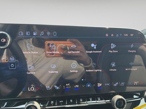 New 2026 Chevrolet Blazer EV RS AWD/4WD image 23