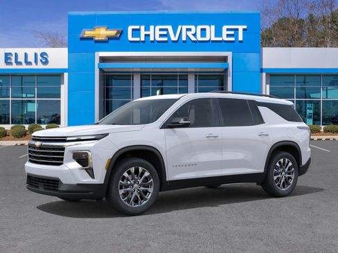 New 2026 Chevrolet Traverse LT w/ Sun and Wheel Package image 37