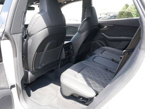 Used 2023 Audi SQ8 Prestige AWD/4WD image 22