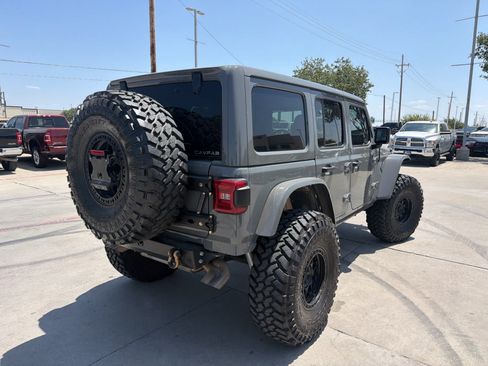 Used 2021 Jeep Wrangler Unlimited Rubicon AWD/4WD image 4