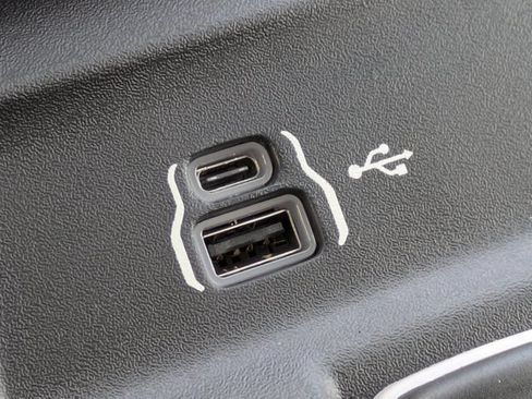 New 2026 RAM ProMaster 2500 w/ Convenience Group FWD image 23