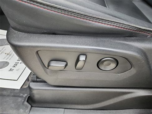 Used 2022 Chevrolet Tahoe RST image 15