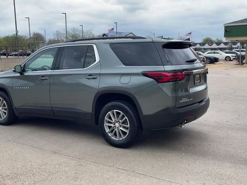 Used 2023 Chevrolet Traverse LT AWD/4WD image 6
