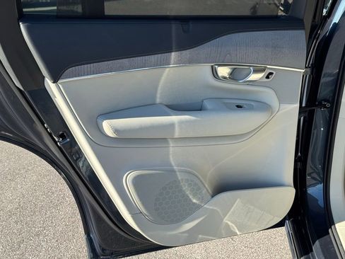 Used 2024 Volvo XC90 B6 Ultimate image 23