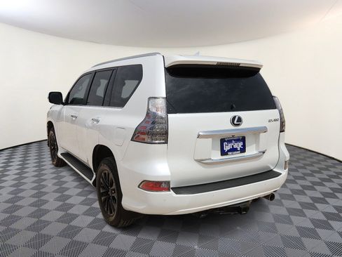 Used 2021 Lexus GX 460 Premium image 3