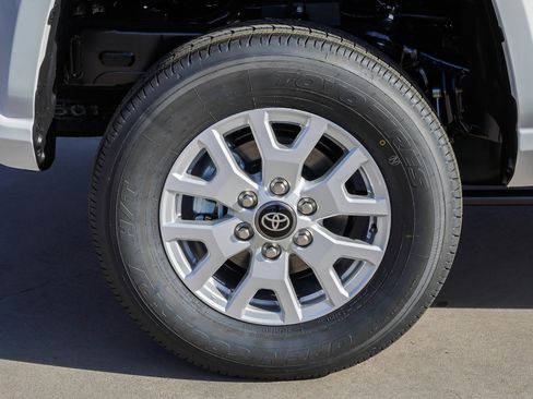 New 2026 Toyota Tacoma SR5 w/ SR5 Upgrade Package image 11