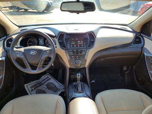 Used 2017 Hyundai Santa Fe Sport image 9