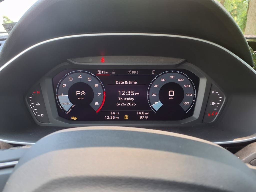 Used 2025 Audi Q3 2.0T Premium AWD/4WD image 12